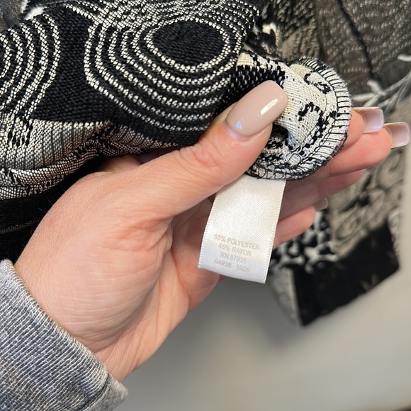 Christopher & Banks Jacket Blazer women’s size medium - Picture 4 of 5